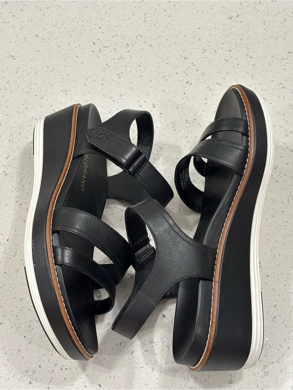 Cole Haan Black Leather Strappy Slingback Sandals 9m worn once